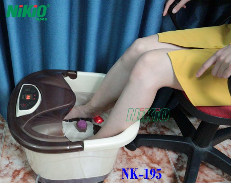 Bồn ngâm và massage chân Nikio NK-195