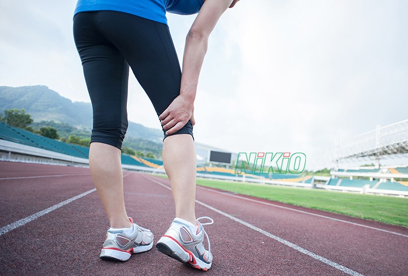 Bị căng cơ bắp chân là do hoạt động chạy bộ quá sức gây ra hiện hiện căng cơ