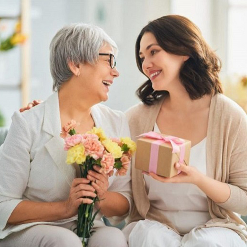 Cầu nối giữa Bạn và Ông Bà